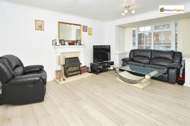 14, Trecastle Grove, Stoke-On-Trent photo 2