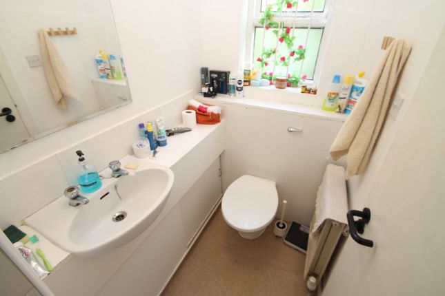 Hyde Park Terrace, Leeds photo 4