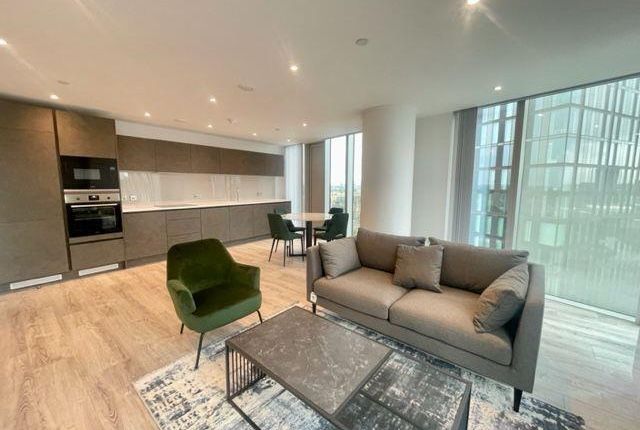 2-bed flat on Flat 1605, Blade Tower, Manchester, £340,000
