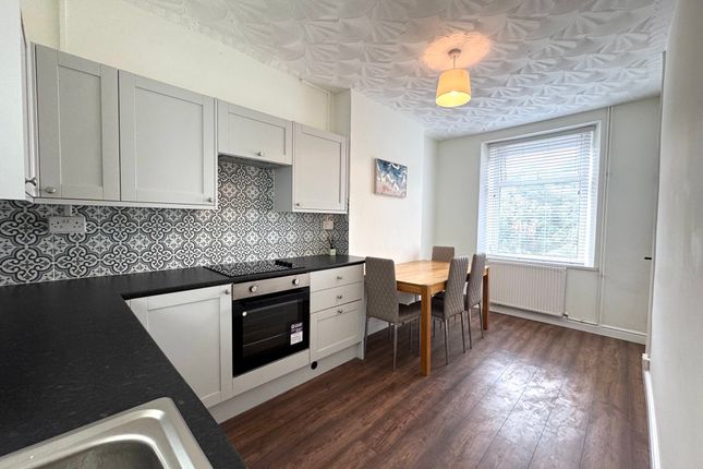 3 Blaencuffin Road, Abertillery photo 2