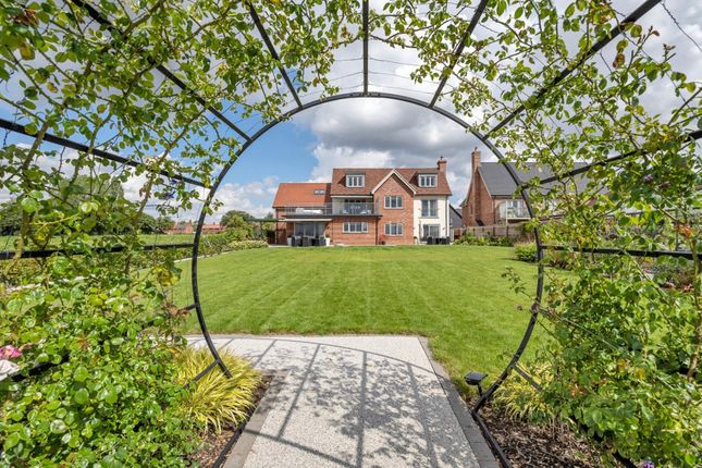 5, Copperfield Court, Diss photo 3