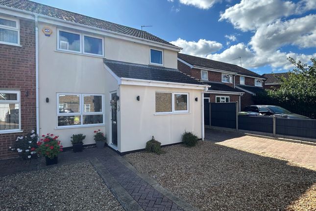 9, Pheasant Way, Peterborough photo 5