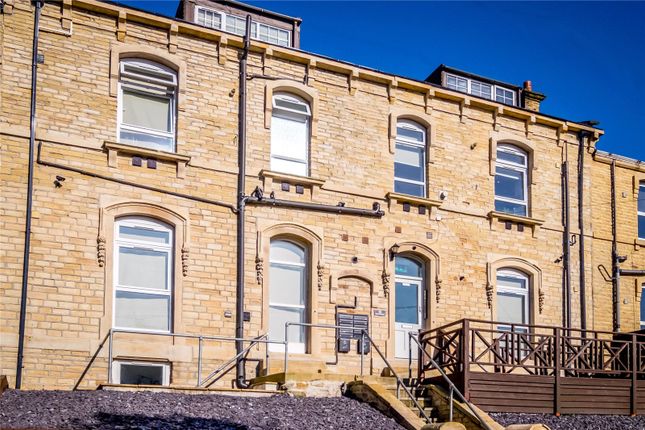 52 Bankfield Road, Huddersfield photo 2