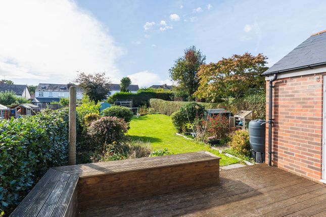 11 Pingle Road, Sheffield photo 4