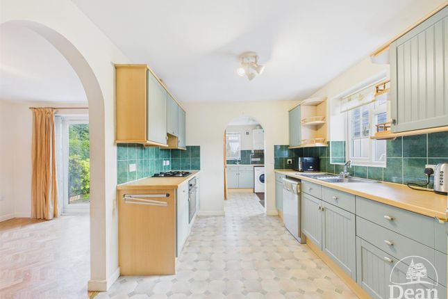 Finlea, Gorse Lane, Coleford photo 4