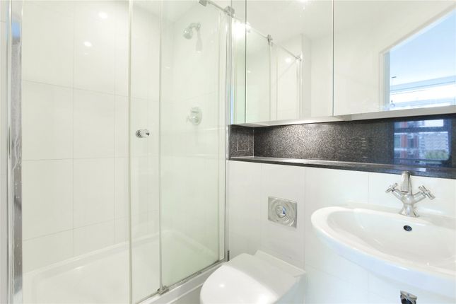 Flat to rent in Baltimore House, Juniper Drive, London