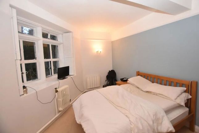 Flat 5, Devon House,, Devon House Drive, Newton Abbot photo 4