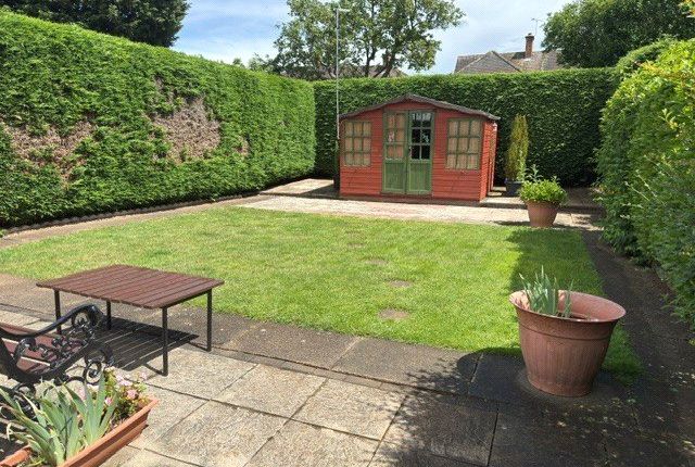 17, Greendale Gardens, Nottinghamshire photo 3