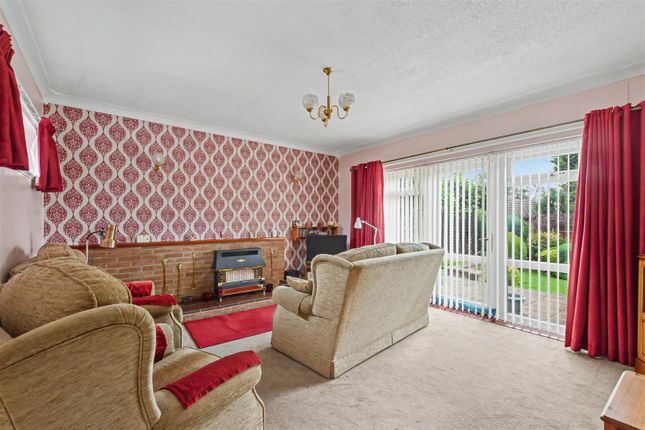 8, Birdcroft Lane, Derbyshire photo 4