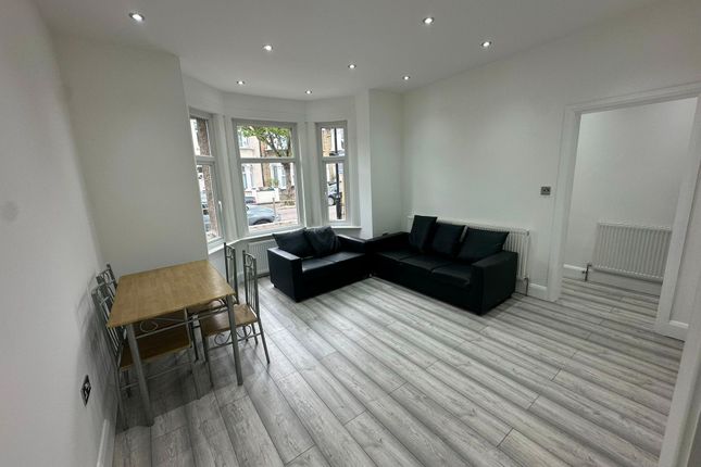 63 Morley Road, Leyton photo 3