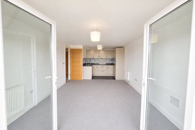 Walsham Court, 63, Perkins Gardens, Ickenham photo 3