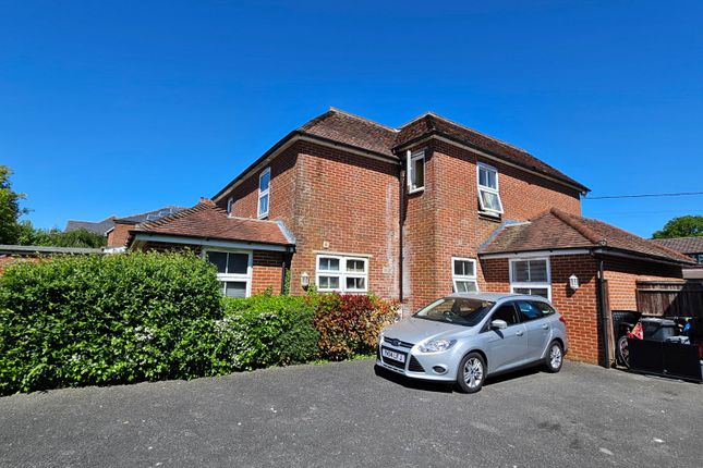 1 Oak Villas,, Winchester Road, Southampton photo 2
