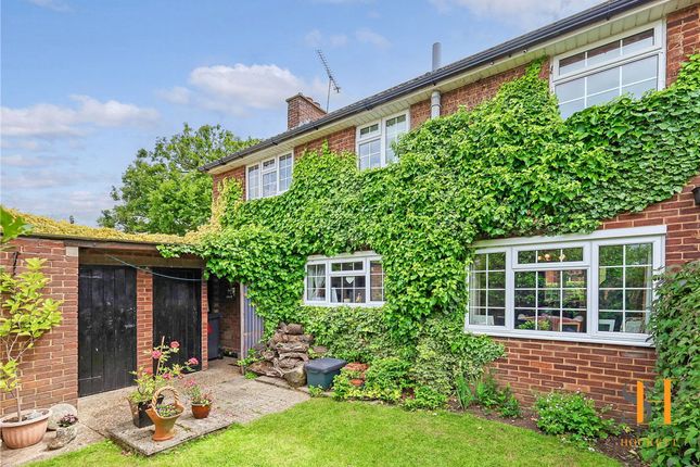 3-bed house on 5 Dakyn Drive, Ingatestone, £595,000