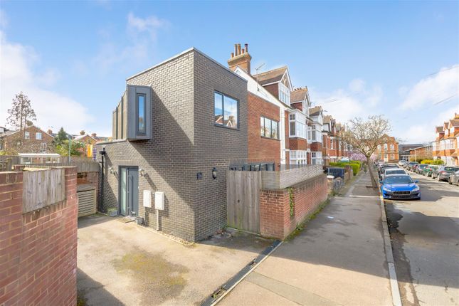 Atwell, 1A, Southfield Road, Tunbridge Wells photo 2