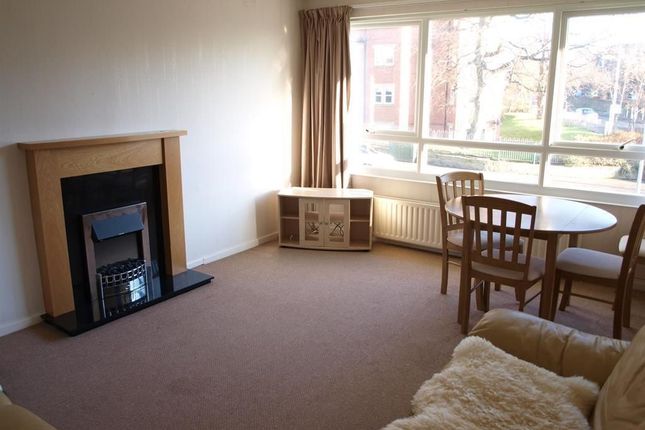 Flat for sale in Falkland Court, Leeds