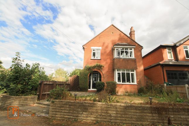 Thumbnail Detached house to rent in Highfield Drive, Colchester, Essex