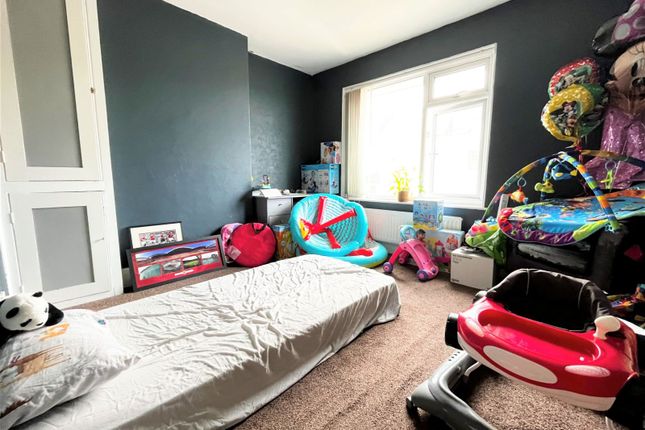 End terrace house for sale in The Gurneys, Paignton