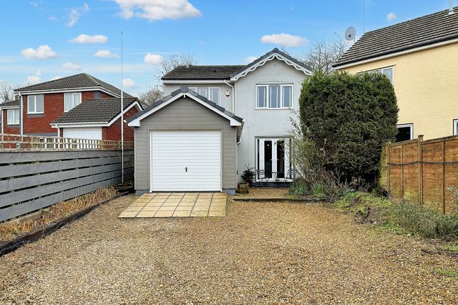 Thumbnail Detached house for sale in Crossley Moor Road, Kingsteignton, Newton Abbot