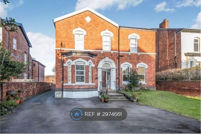 Flat, Leyland Road, Southport photo 2