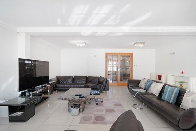 Sudbury Court Drive, Harrow photo 5