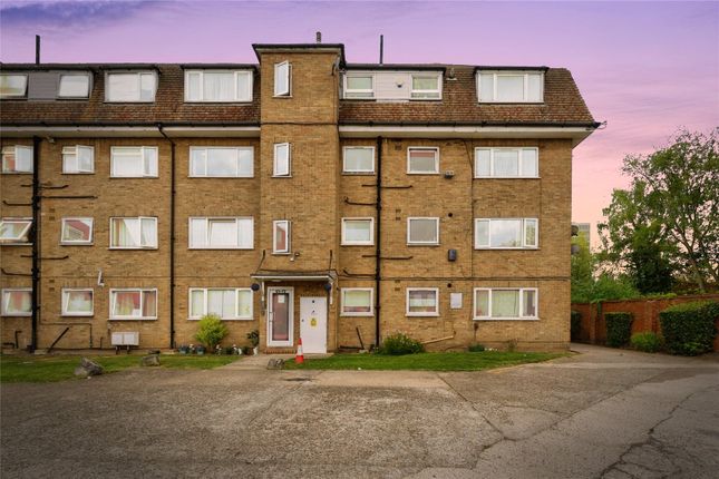 68 Charter Court,, Linden Grove, New Malden photo 3