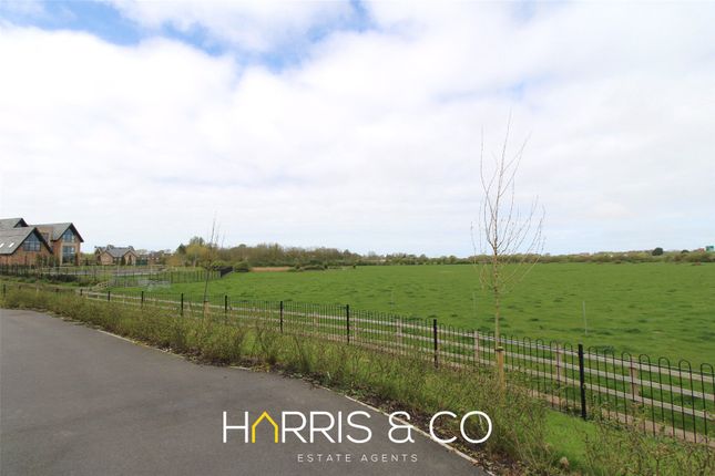 34, Amethyst Drive, Lancashire photo 2