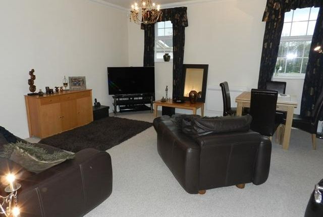 Flat to rent in Swinhoe Place, Culcheth, Warrington, Cheshire