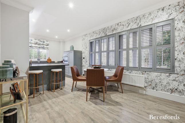 7, Stonegate, Ingatestone photo 4