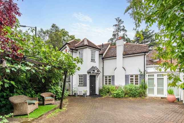 3-bed detached on Buddleia Cottage, High Street, Hampton, £975,000
