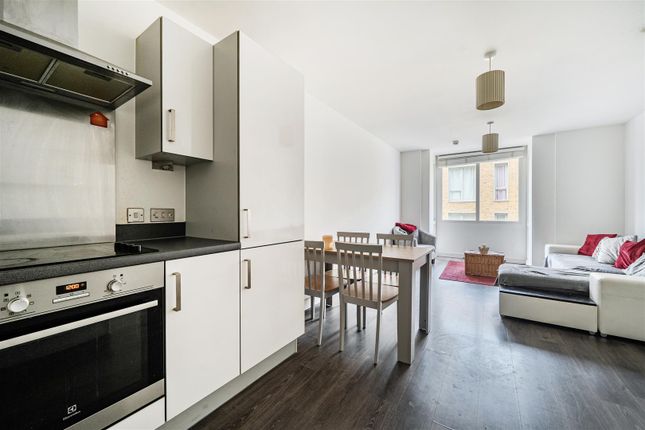 Flat 22, Lea House, Maidenhead photo 4