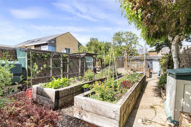 17, Ripon Road, Woolwich photo 2