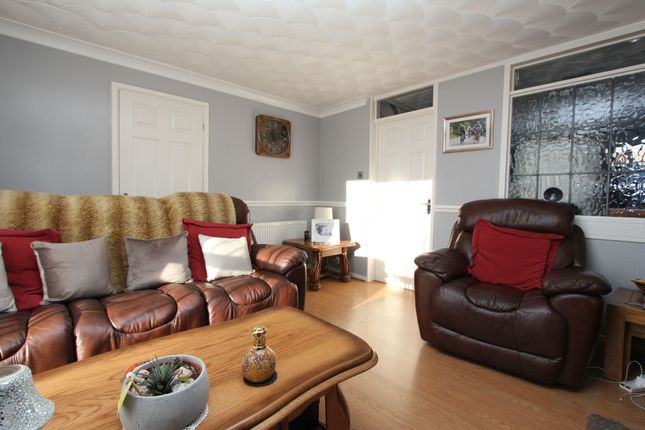 36 Lidmore Road, Barry photo 2
