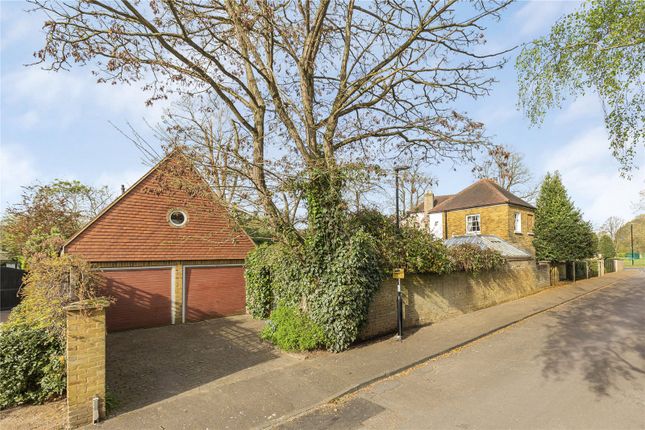 1&1A, Ham Farm Road, Surrey photo 4