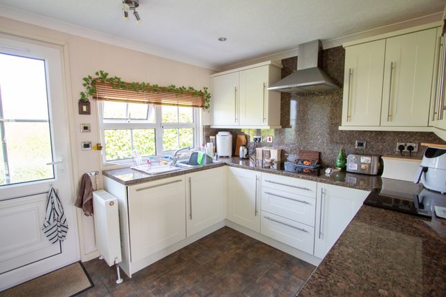 42 The Orchard, Otter Valley Park, Honiton photo 4