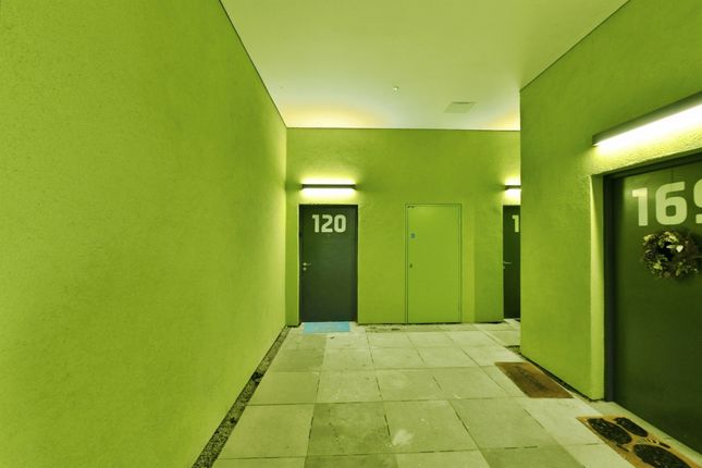 Apartment 120, Lake Shore, Lake Shore Drive, Bristol photo 4