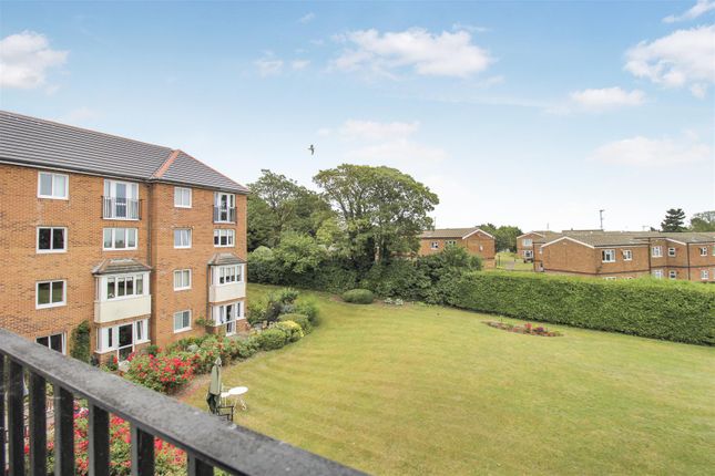 Flat for sale in Lyndhurst Court, Hunstanton