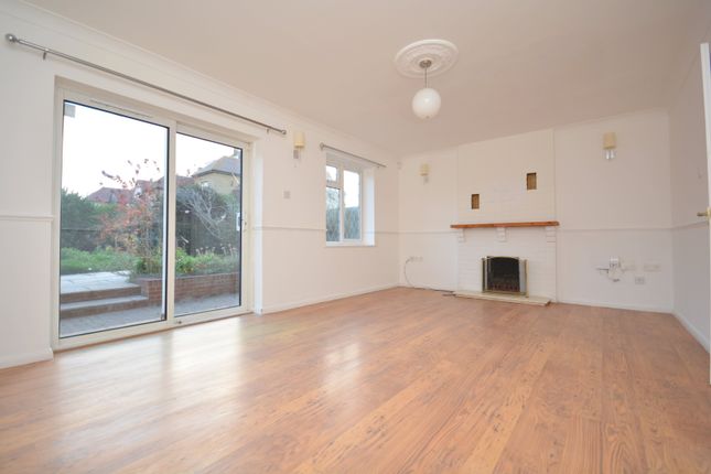 13a, Royal Esplanade, Margate photo 4