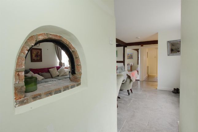 Milestone Cottage Ph25.Jpg