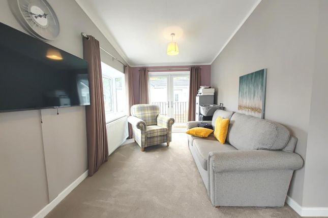 18, The Hermitage, Warfield Street, Bracknell photo 4