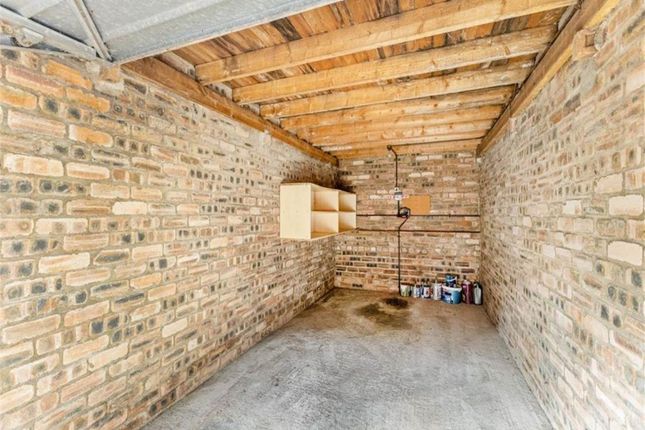 Garage, Eildon Terrace, Eildon Terrace photo 3