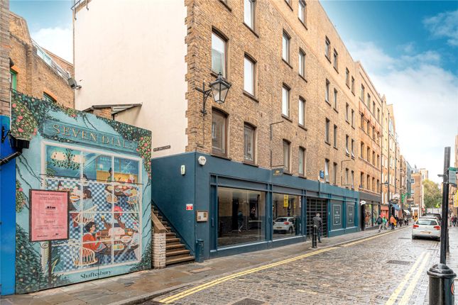 Mews house for sale in Seven Dials Court, London