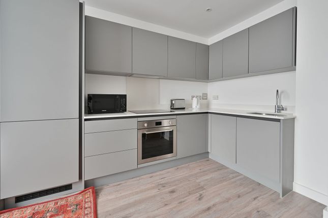 Yeatman Court, Watford photo 4