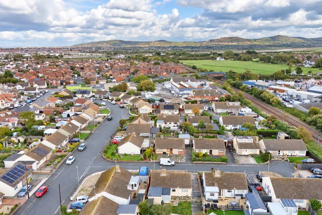 Windsor Grove, Kinmel Bay photo 2