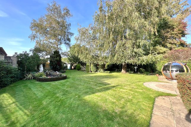 Detached house for sale in Broad Street, Uffington