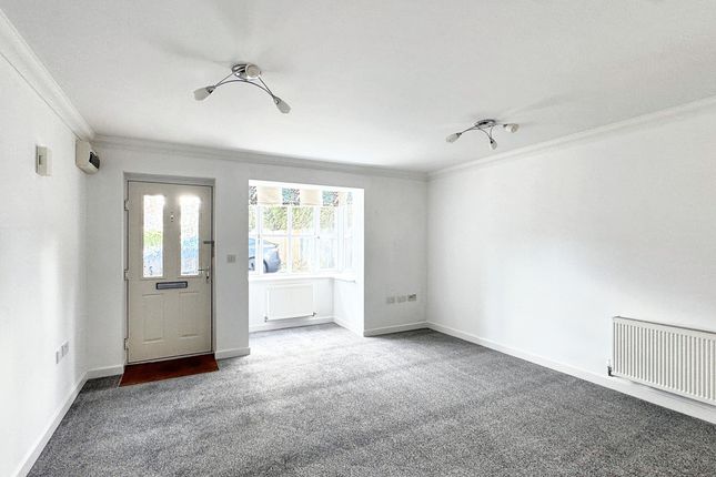 8, Orchard Court, Ashford photo 4