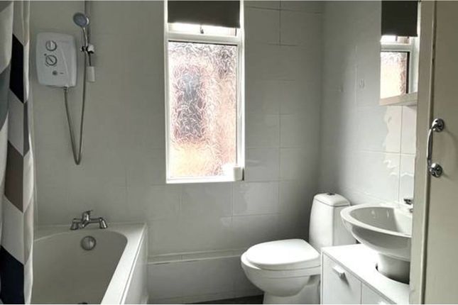 10, Redvers Drive, Liverpool photo 4