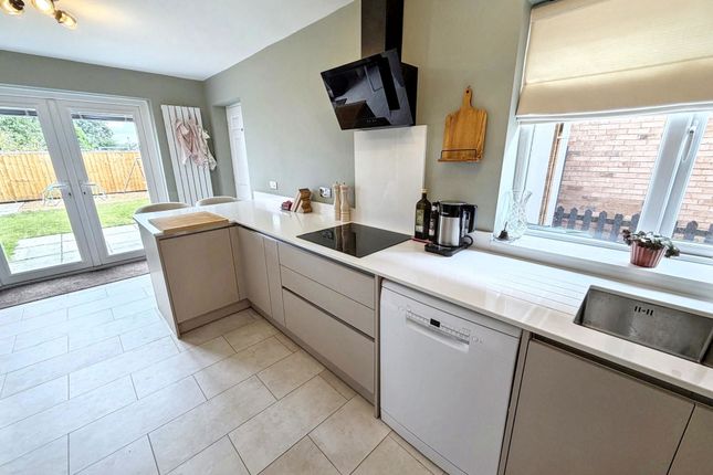47, Moor Park Court, North Shields photo 3