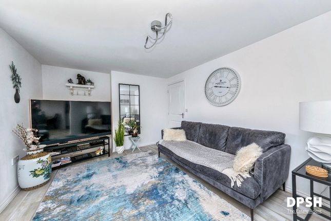26 Willowdale, Leeds photo 4