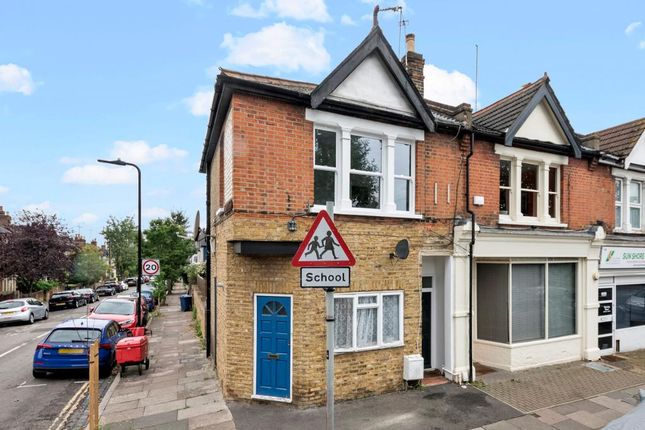 Maisonette for sale in Station Road, Hanwell, London