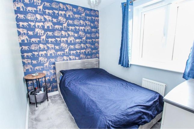 11, Orchard Close, Radstock photo 3